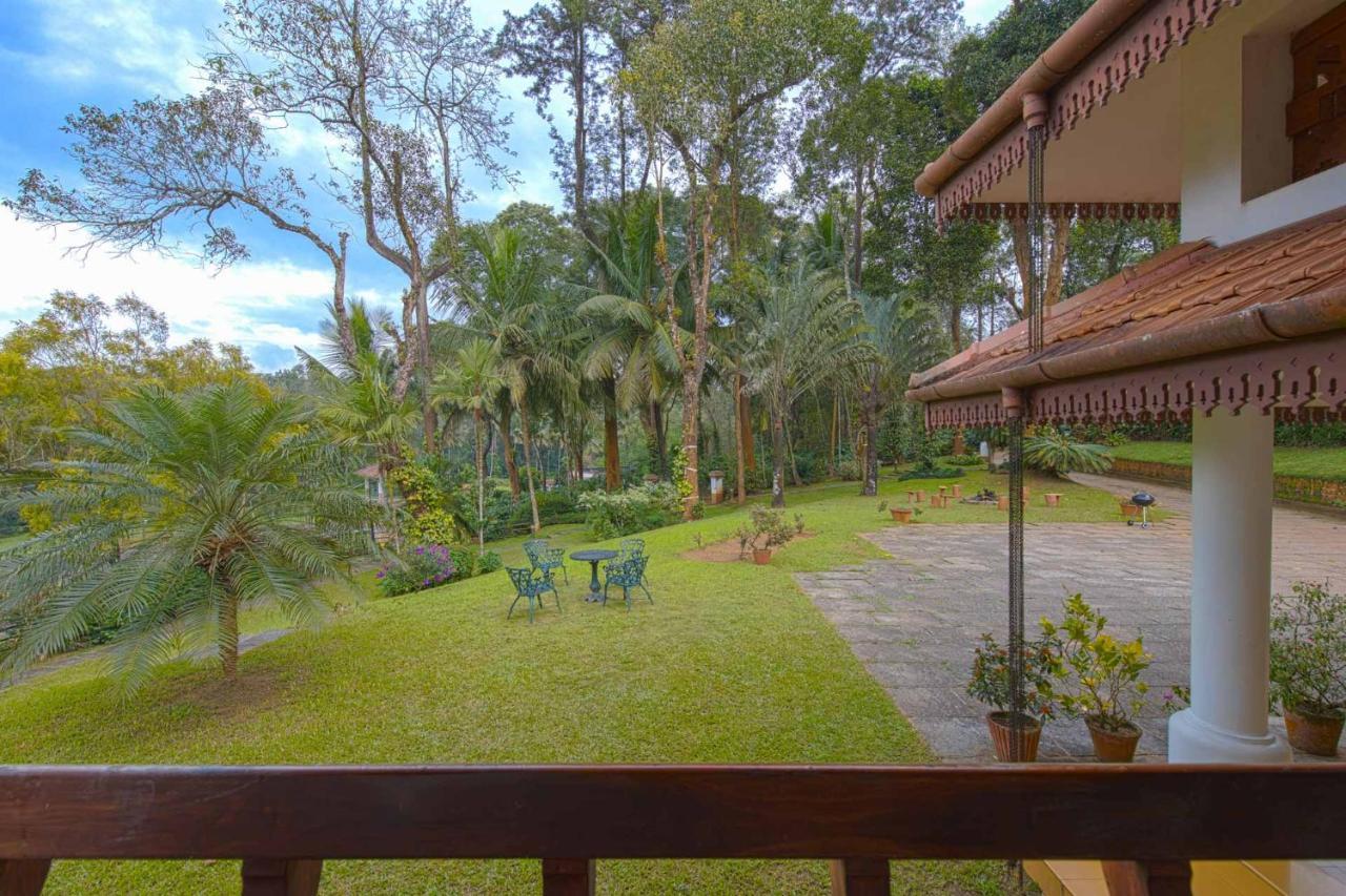 Crystal Homestay By Veo - Part Of Stayvista Madikeri Buitenkant foto