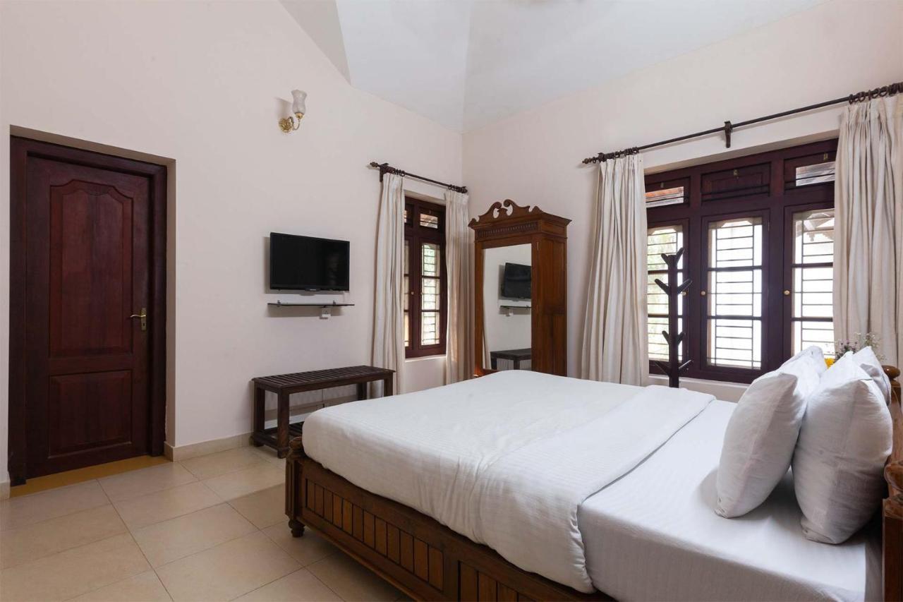 Crystal Homestay By Veo - Part Of Stayvista Madikeri Buitenkant foto